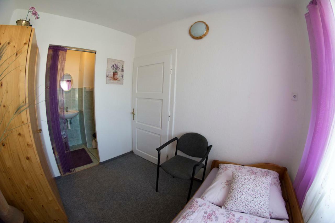 Penzion Kamenny Dvur Vimperk Extérieur photo