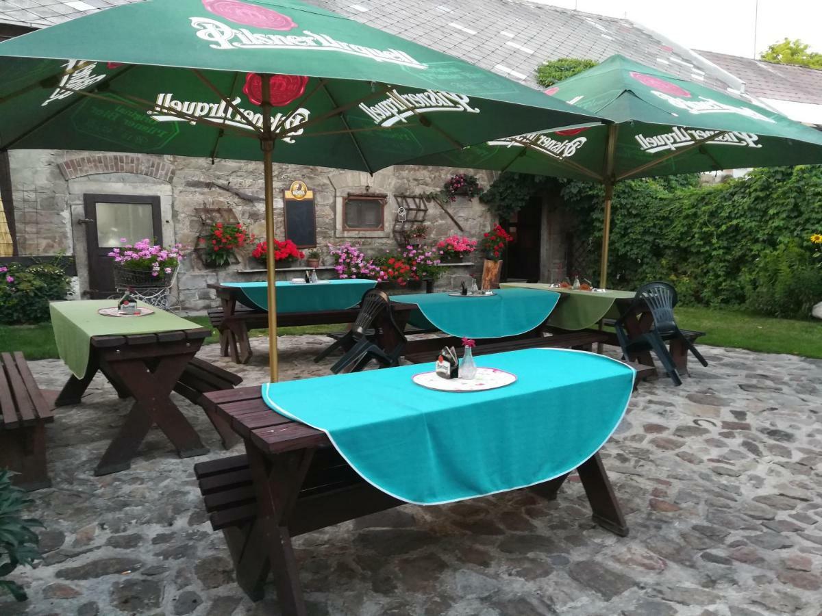 Penzion Kamenny Dvur Vimperk Extérieur photo