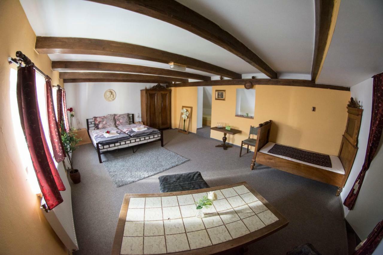 Penzion Kamenny Dvur Vimperk Extérieur photo
